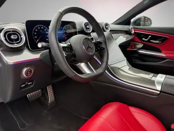 MERCEDES-BENZ CLE 300 4M Coupé AMG Night Pano HUD Leder rot