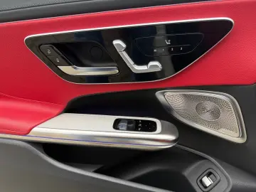 MERCEDES-BENZ CLE 300 4M Coupé AMG Night Pano HUD Leder rot