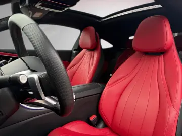 MERCEDES-BENZ CLE 300 4M Coupé AMG Night Pano HUD Leder rot