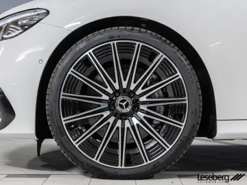 MERCEDES-BENZ E 450 4M AMG Prem  Pano DigLight AHK 3…