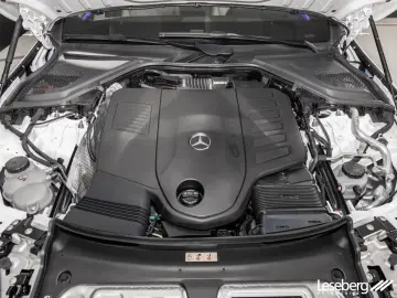 MERCEDES-BENZ E 450 4M AMG Prem  Pano DigLight AHK 3…