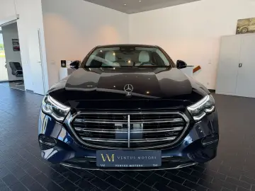 MERCEDES-BENZ E 300 de PANO HUD Exclusive Prem BURM4d Nappa