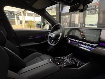 BMW 550e xDrive Touring M Sport Pro DA PA Prof AHK 2