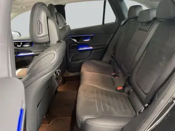 MERCEDES-BENZ GLC 300 d 4M AMG Premium DigiLight AHK…
