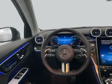 MERCEDES-BENZ GLC 300 d 4M AMG Premium DigiLight AHK…