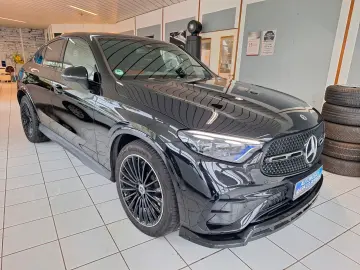 MERCEDES-BENZ GLC 450d 4M AMG Pano HeadUp Standh BiColor AHK
