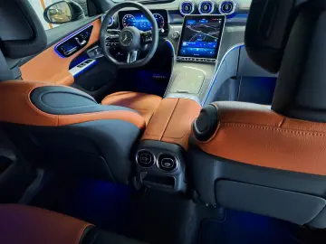 MERCEDES-BENZ GLC 450d 4M AMG Pano HeadUp Standh BiColor AHK