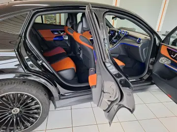 MERCEDES-BENZ GLC 450d 4M AMG Pano HeadUp Standh BiColor AHK