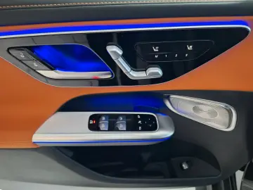 MERCEDES-BENZ GLC 450d 4M AMG Pano HeadUp Standh BiColor AHK