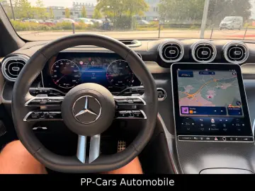MERCEDES-BENZ GLC 220 d 4M AMG PREMIUM  Technik HaL …
