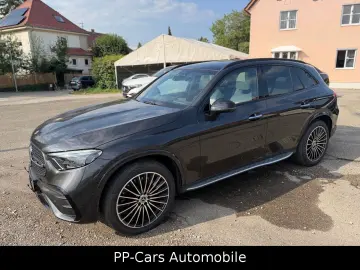 MERCEDES-BENZ GLC 220 d 4M AMG PREMIUM  Technik HaL …