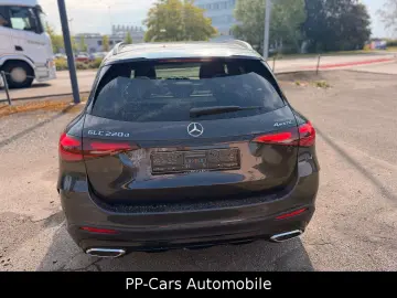 MERCEDES-BENZ GLC 220 d 4M AMG PREMIUM  Technik HaL …