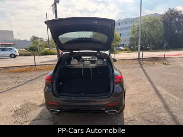 MERCEDES-BENZ GLC 220 d 4M AMG PREMIUM  Technik HaL …