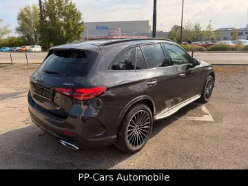 MERCEDES-BENZ GLC 220 d 4M AMG PREMIUM  Technik HaL …