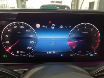MERCEDES-BENZ GLE 450 AMG Prem  DISTRO Massage AIRMA…