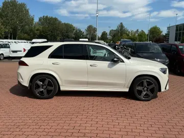 MERCEDES-BENZ GLE 400 e 4M AMG Prem Plus Pano Distr …