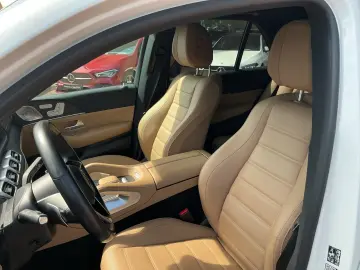 MERCEDES-BENZ GLE 400 e 4M AMG Prem Plus Pano Distr …