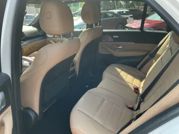 MERCEDES-BENZ GLE 400 e 4M AMG Prem Plus Pano Distr …