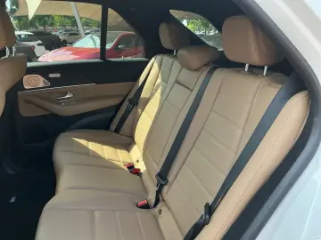 MERCEDES-BENZ GLE 400 e 4M AMG Prem Plus Pano Distr …
