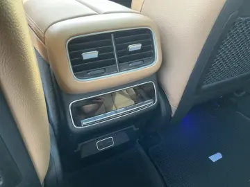 MERCEDES-BENZ GLE 400 e 4M AMG Prem Plus Pano Distr …