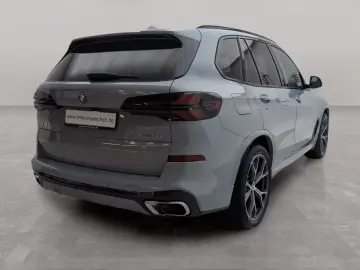 BMW X5 xDrive50e M Sport AHK Harman