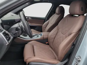 BMW X5 xDrive50e M Sport AHK Harman