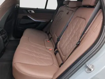 BMW X5 xDrive50e M Sport AHK Harman