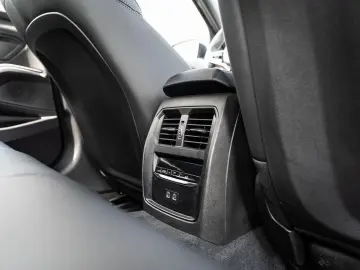 BMW 320i Limousine M-Sport
