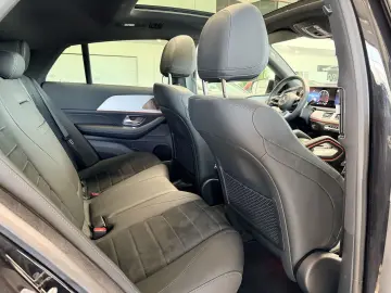 MERCEDES-BENZ GLE 450 d 4Matic AMG DISTRONIC Plus AI…