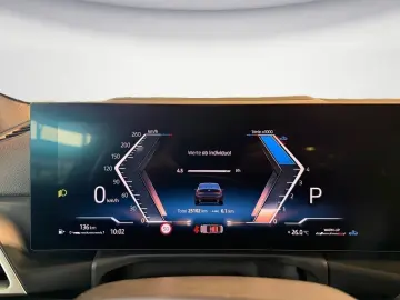 BMW 320i xDrive M Sport Driving Assist