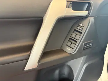 TOYOTA Land Cruiser 2 8 TEC-Edition