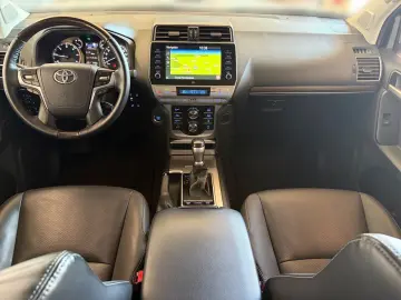 TOYOTA Land Cruiser 2 8 TEC-Edition