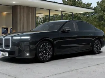 BMW 740 xdrive M Sport Pro! Facelift! TV Full