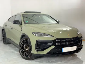 Lamborghini Urus VERDE TURBINE LUCIDO PPF