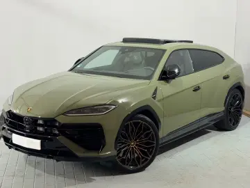 Lamborghini Urus VERDE TURBINE LUCIDO PPF