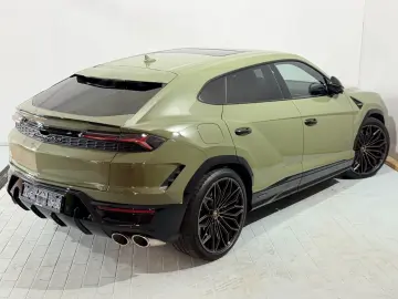 Lamborghini Urus VERDE TURBINE LUCIDO PPF