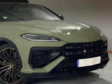Lamborghini Urus VERDE TURBINE LUCIDO PPF