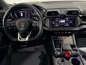 Lamborghini Urus VERDE TURBINE LUCIDO PPF