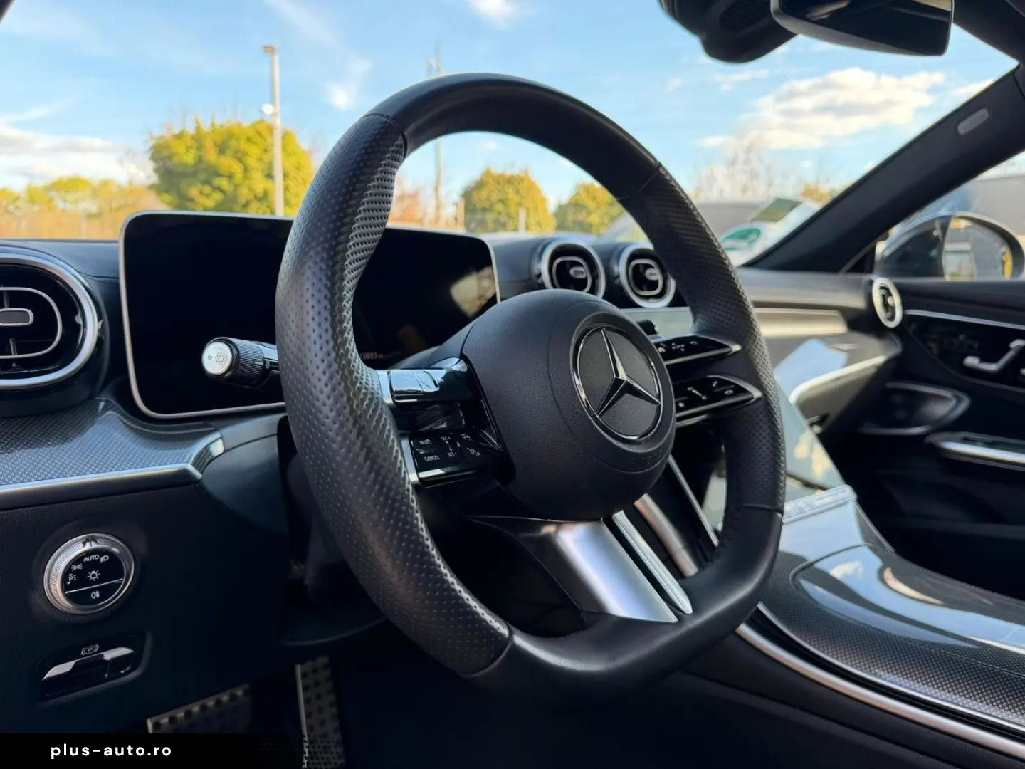 MERCEDES-BENZ CLE 200 AMG Night Paket Pano ACC Memory Burm