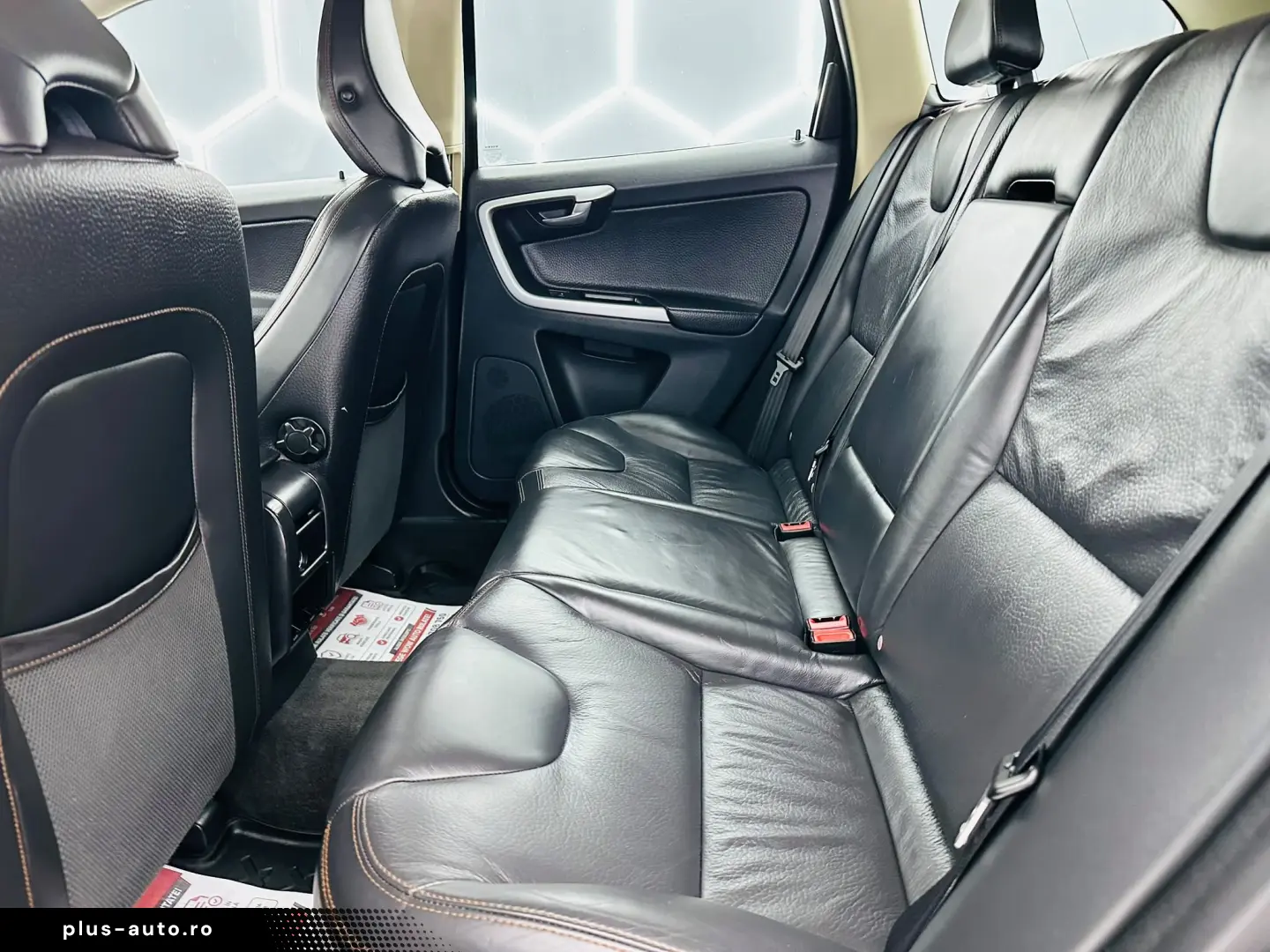 VOLVO XC60 2012 2.4D E5 4X4 Garantie 12 Luni Rate Avans 0 Do
