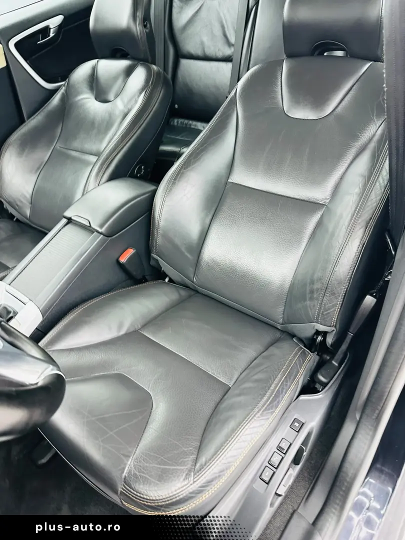 VOLVO XC60 2012 2.4D E5 4X4 Garantie 12 Luni Rate Avans 0 Do