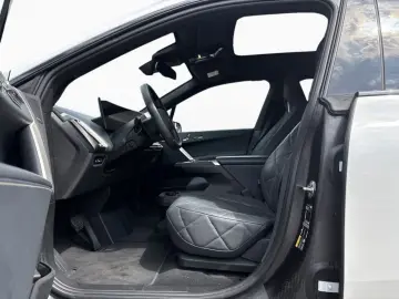 BMW iX xDrive40 Sport SkyLounge Carlig