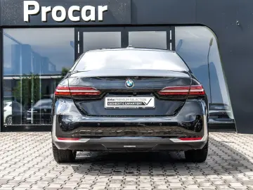 BMW 520d xDrive HUD ACC 360