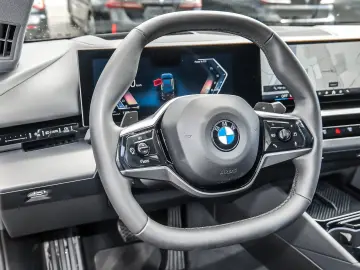 BMW 520d xDrive HUD ACC 360