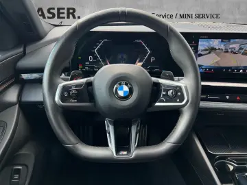 BMW 520d xDrive Touring M-Sport Pro H&K 360  Head-Up