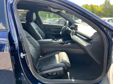 BMW 520d xDrive Touring M-Sport Pro H&K 360  Head-Up