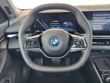 BMW 530e xDrive Limousine