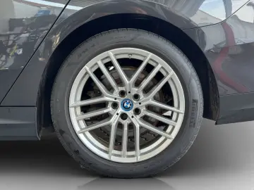 BMW 530e xDrive Limousine