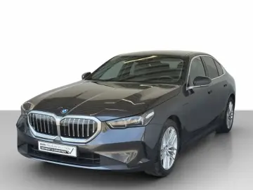 BMW 530e xDrive Limousine