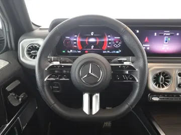 MERCEDES-BENZ G 450 d AMG Night II Superior Massage SHD AHK